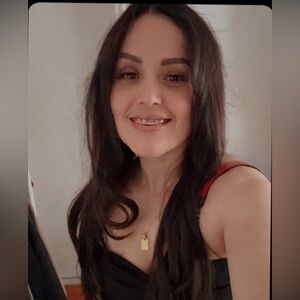 MEET YOU POSHER  ,PERLA  🫶🏼 LIKE THIS LISTING TO GET NOTIFIED WHEN I GO LIVE 🩷